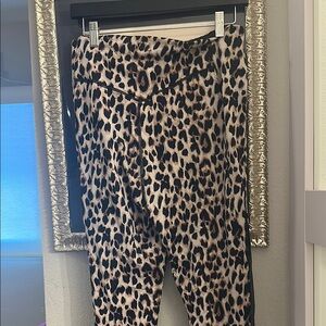 Victoria's Secret Leopard Print Leggings